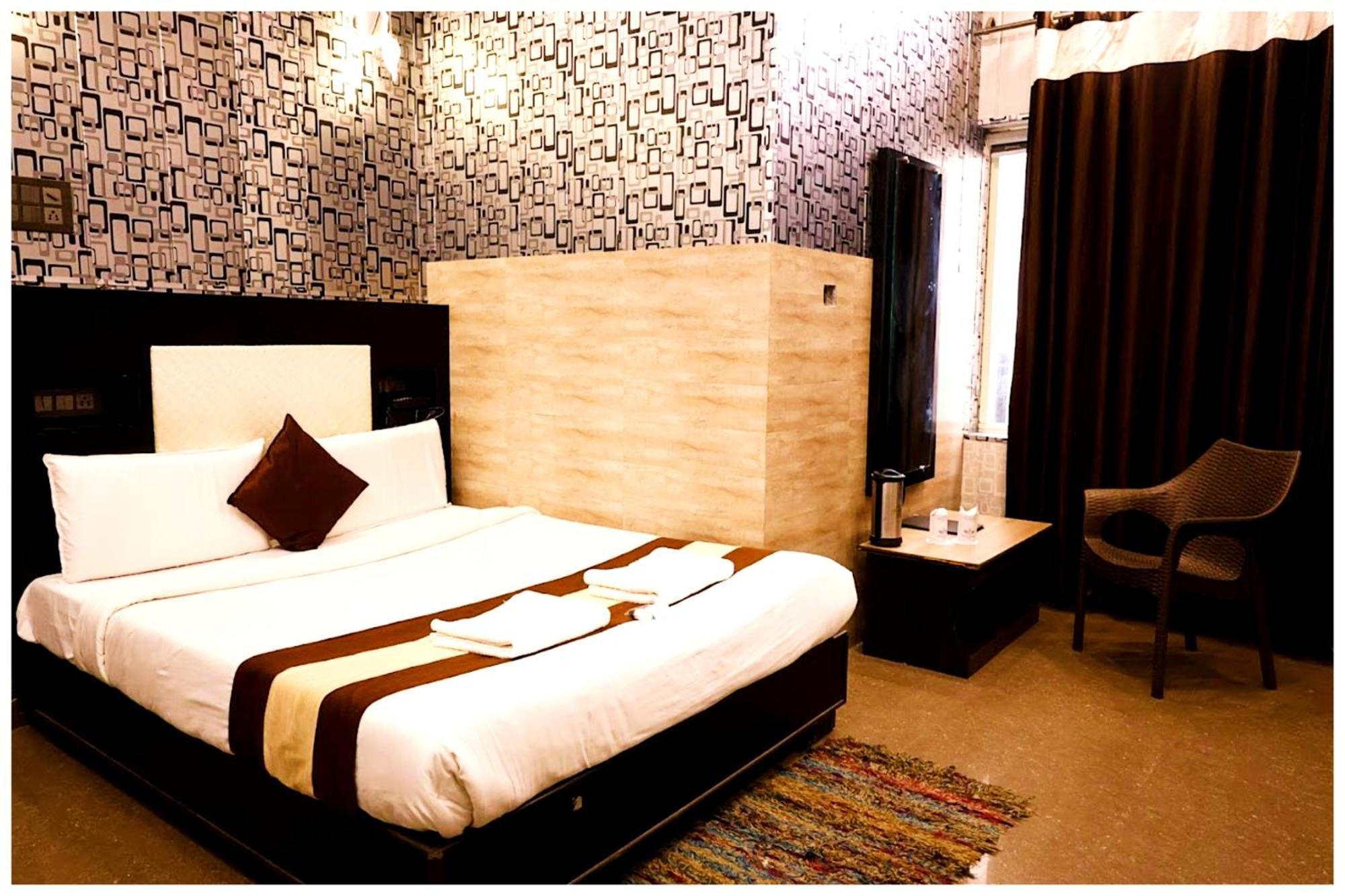 Grg Pardesi Hotel Харидвар Экстерьер фото