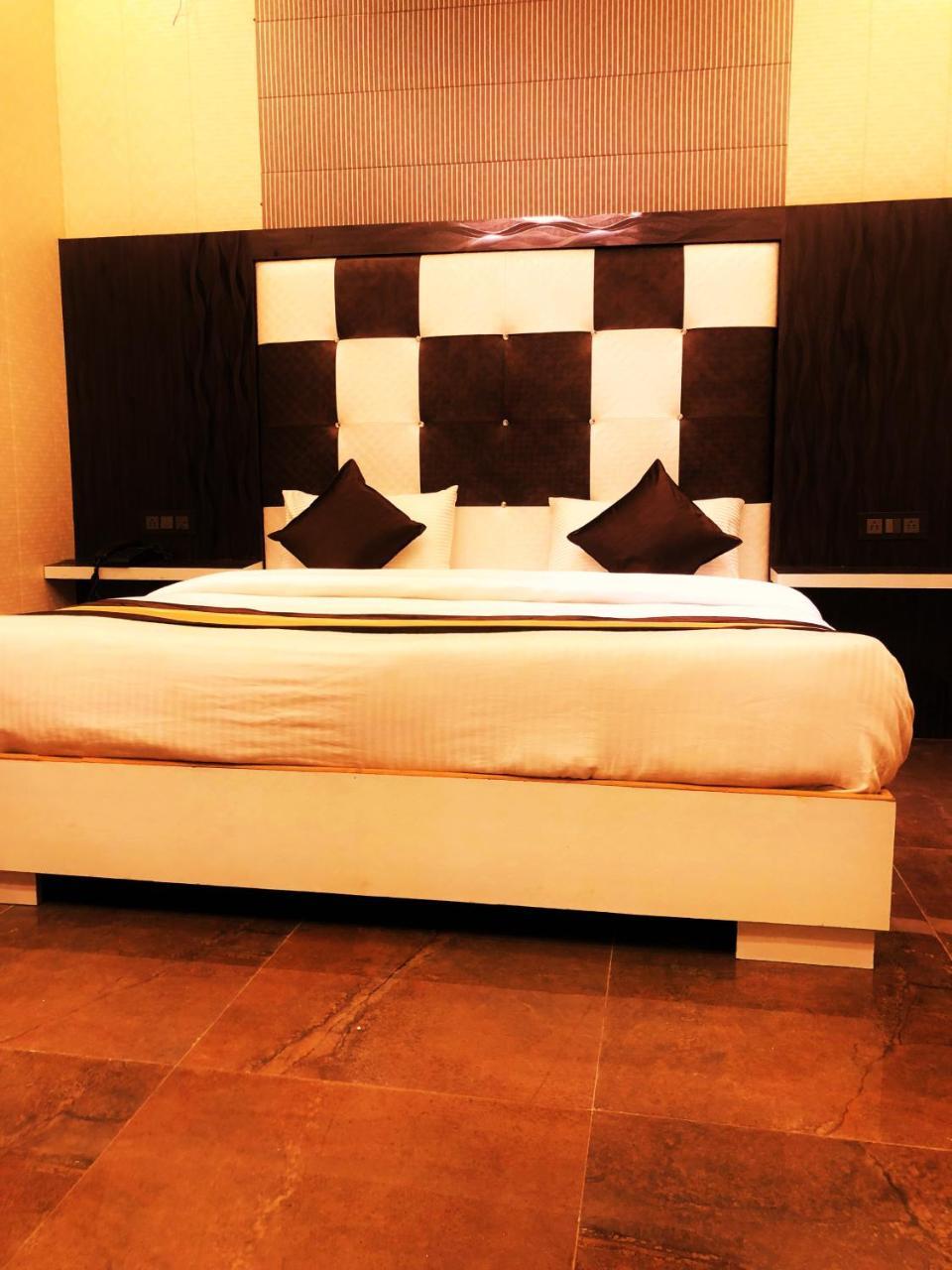 Grg Pardesi Hotel Харидвар Экстерьер фото
